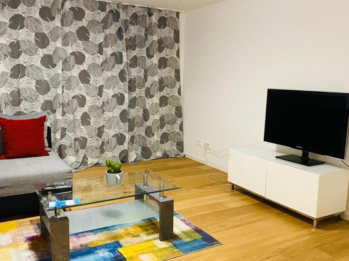 Apartment West