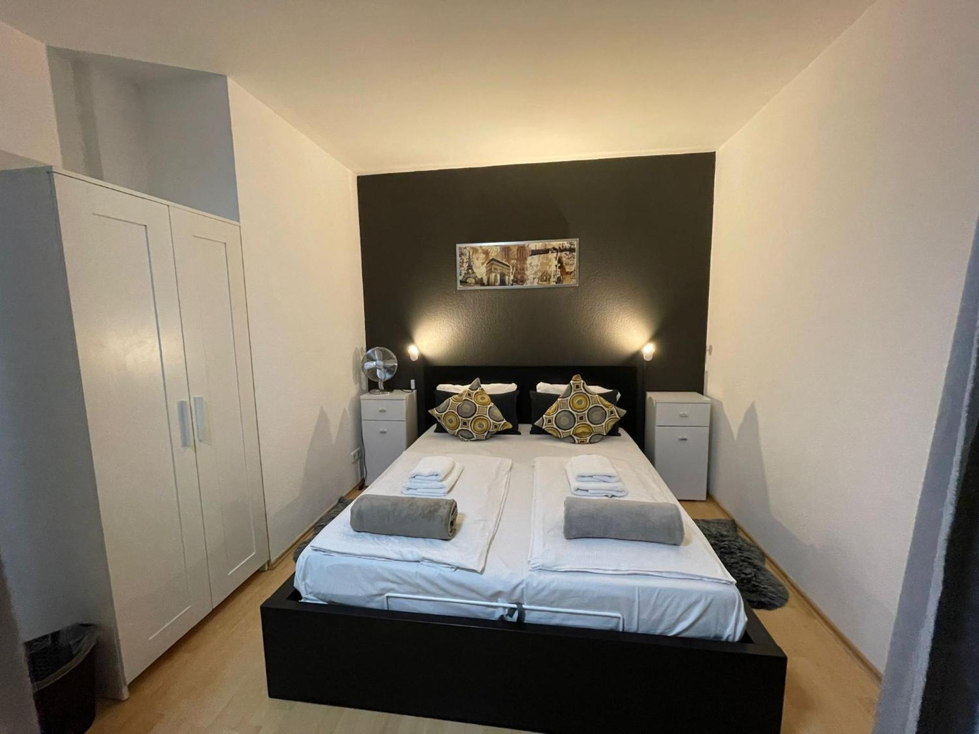 West Apartment *